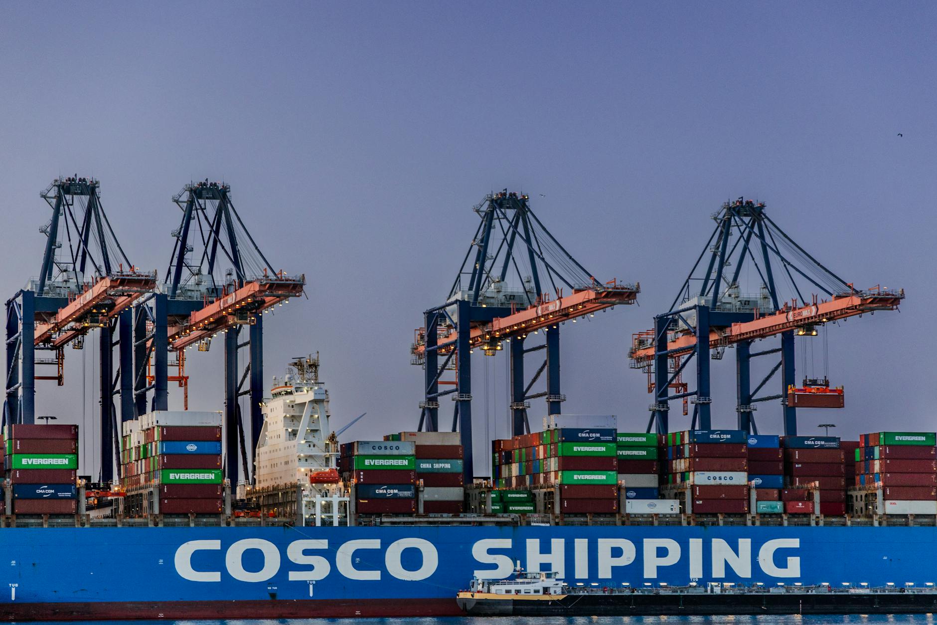 container terminal at rotterdam port